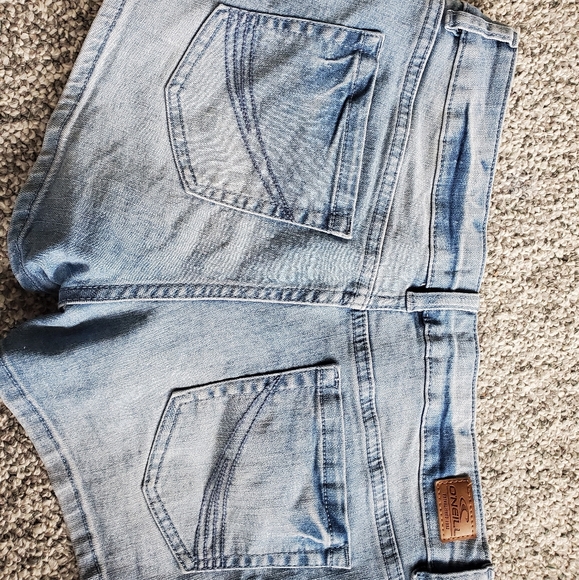 O Neill shorts - Picture 2 of 9